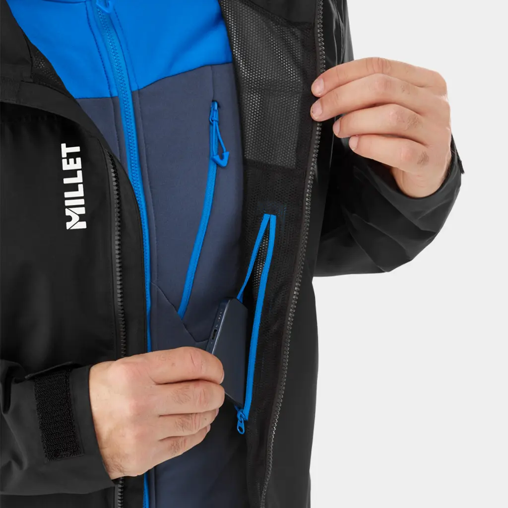 Seneca GTX 2L Jacket Black