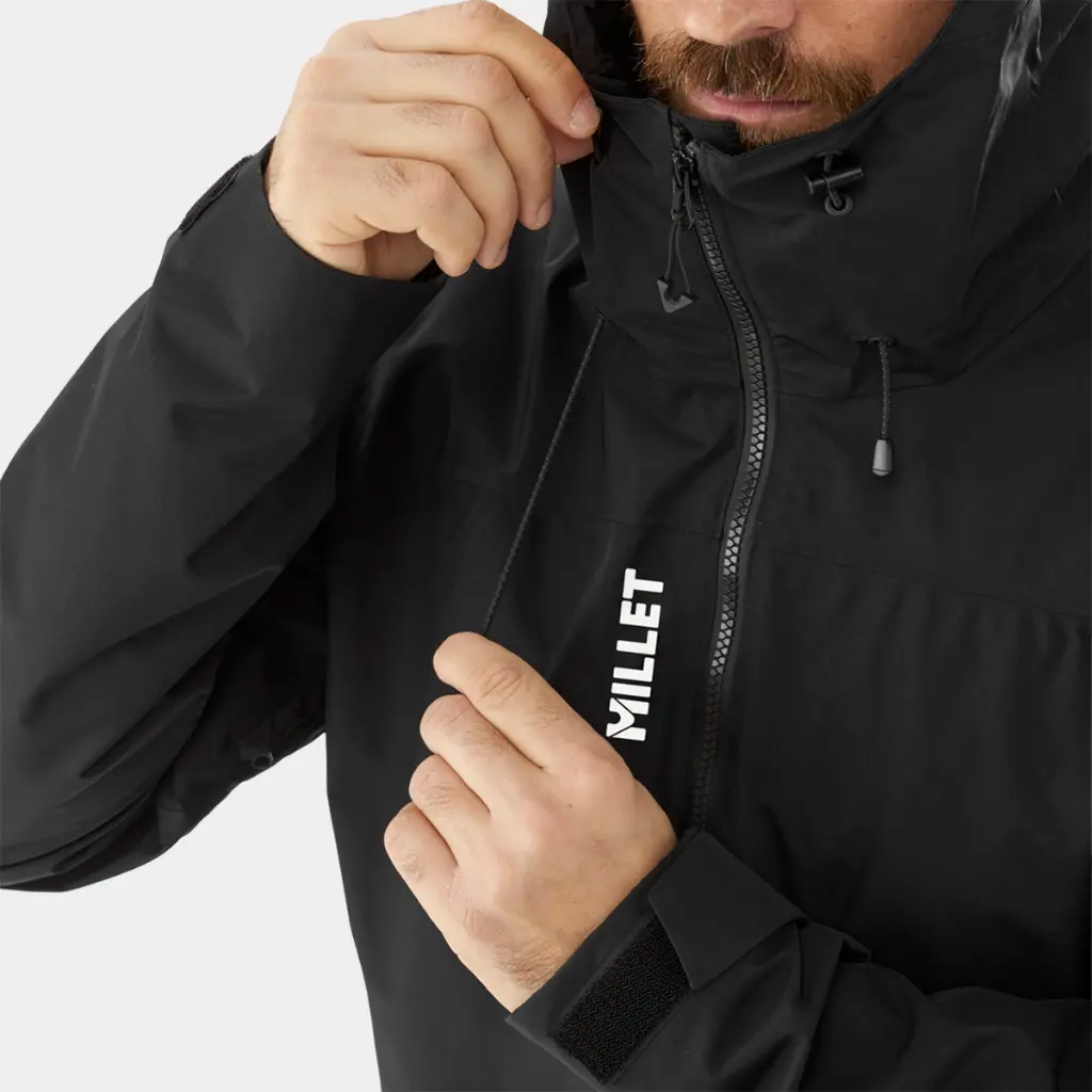 Seneca GTX 2L Jacket Black