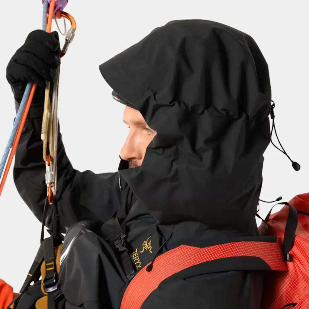 Alpha SV Jacket 24K Black