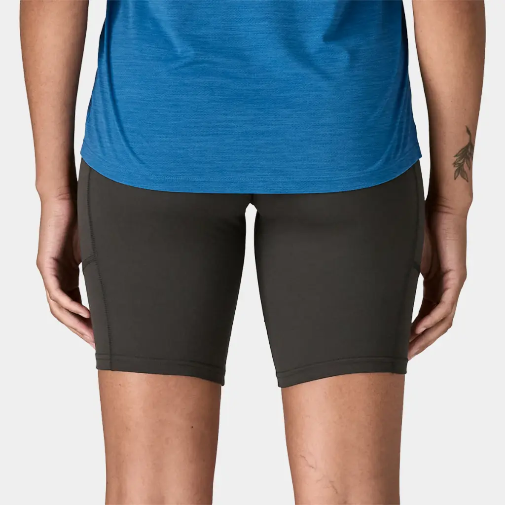 Maipo Shorts 8" Women Black