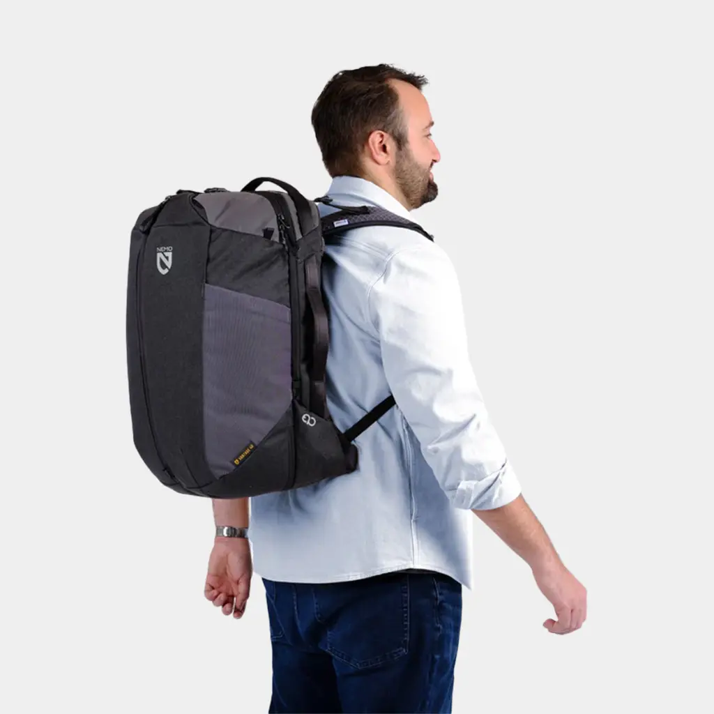 Vantage Overnight 40L Endless Promise Black