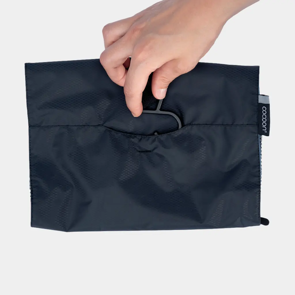 Hanging Toiletry Kit Minimalist Light Ash Blue / Phantom Black