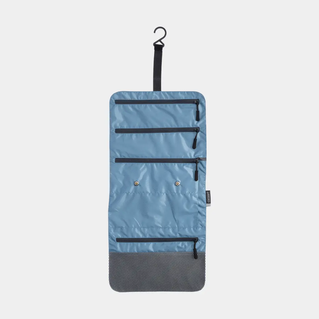 Hanging Toiletry Kit Minimalist Light Ash Blue / Phantom Black