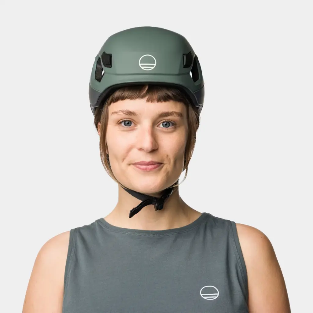 Movement Helmet Hedge Green / Onyx