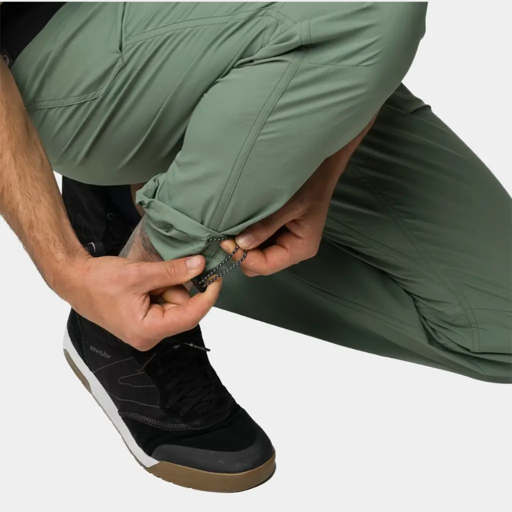 Movement Pants Hedge Green