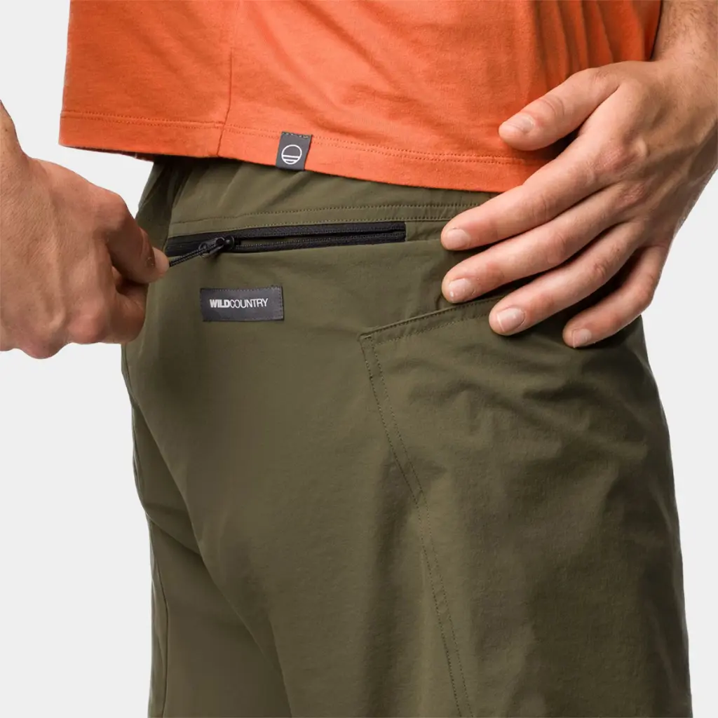 Movement Short Soil Brown