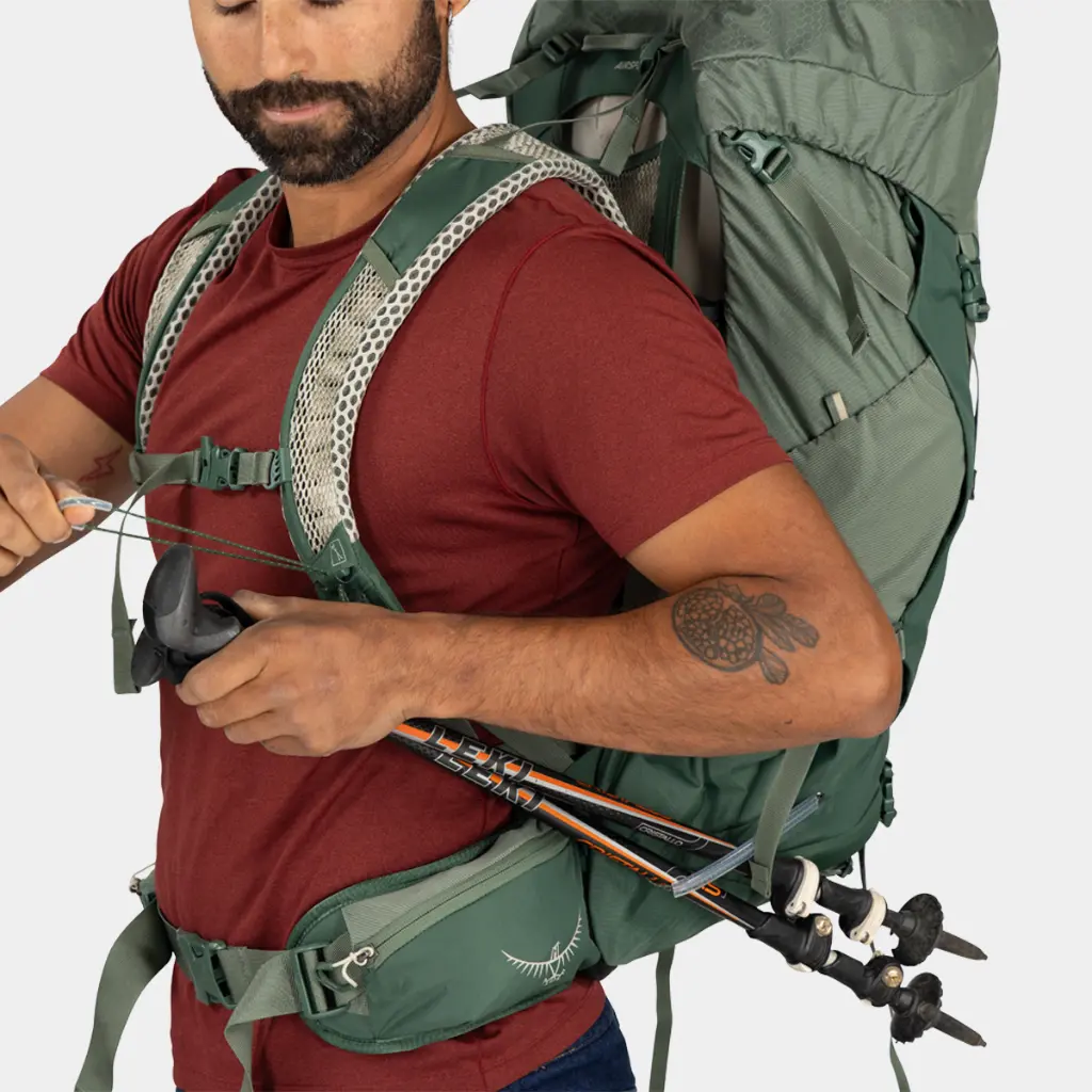 Stratos 44 Pine Leaf Green