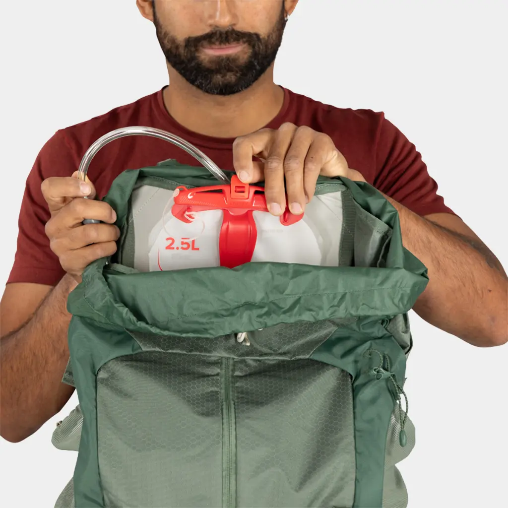 Stratos 44 Pine Leaf Green