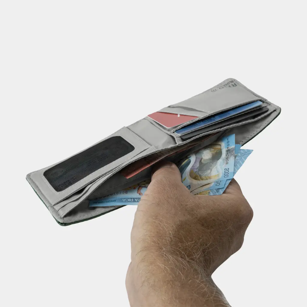 Stash RFID Bi-Fold Wallet Black