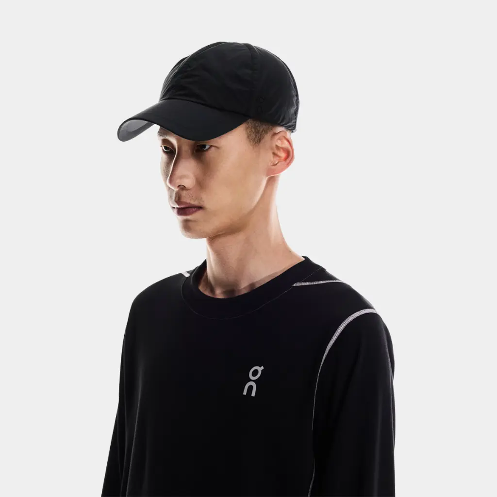 On Cap Black