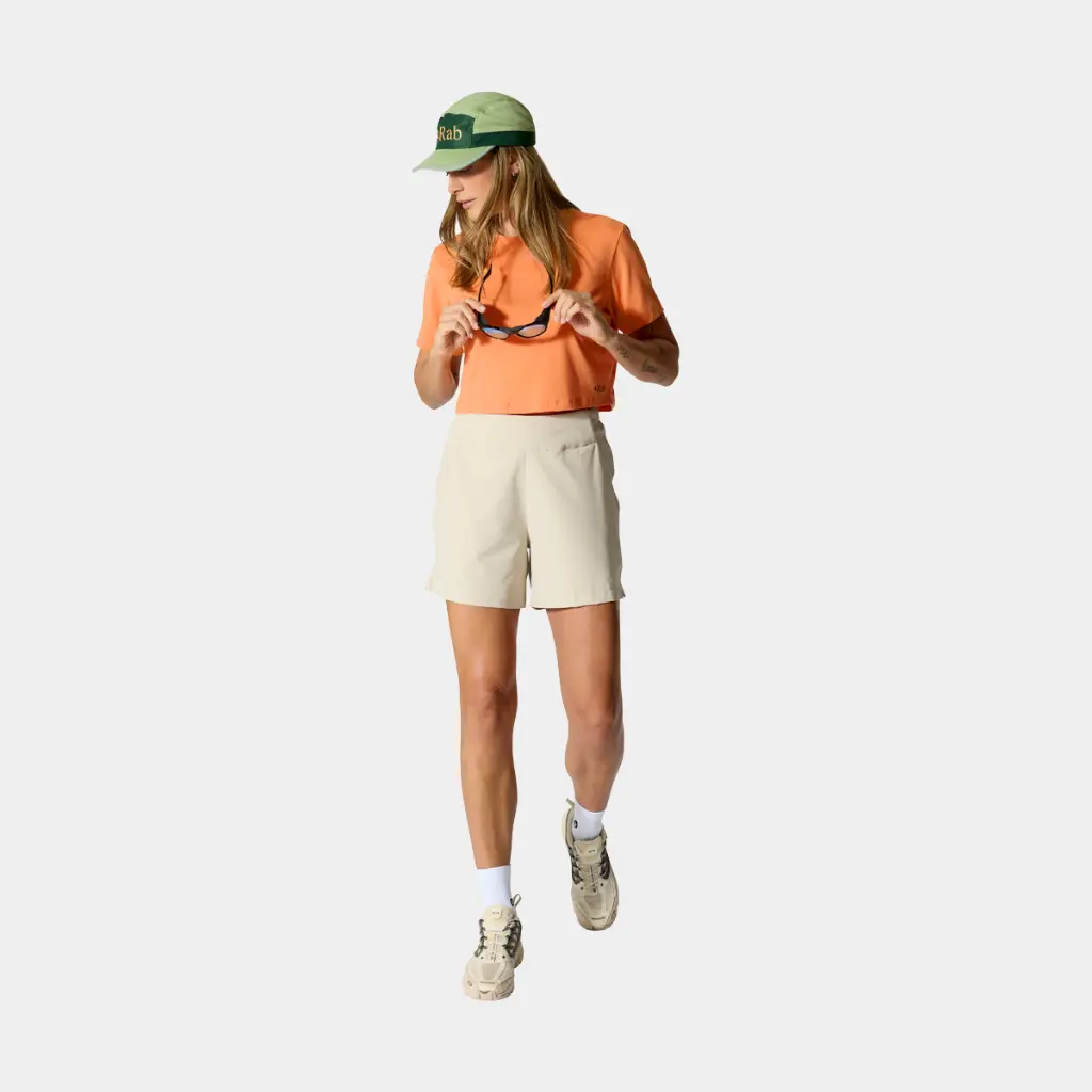 Harpur Shorts Women Pebble