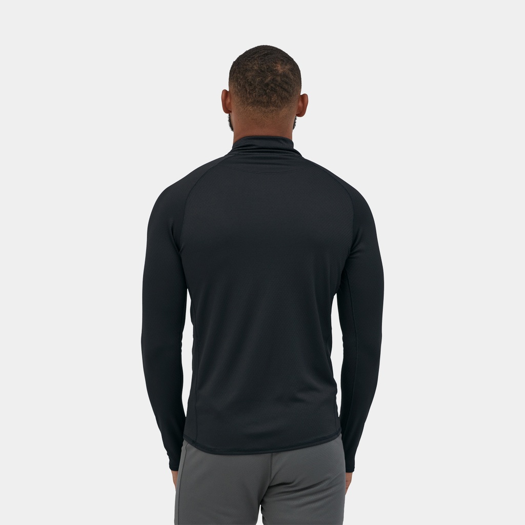 Patagonia-Capilene-Midweight-Zip-Neck-Black-02.jpg