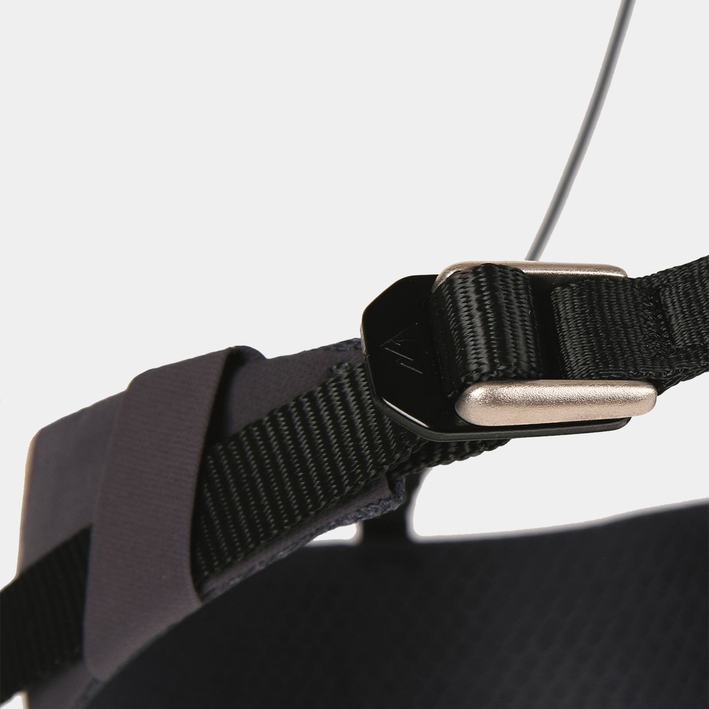 blue-ice-cuesta-adj-harness-india-ink-02.jpg