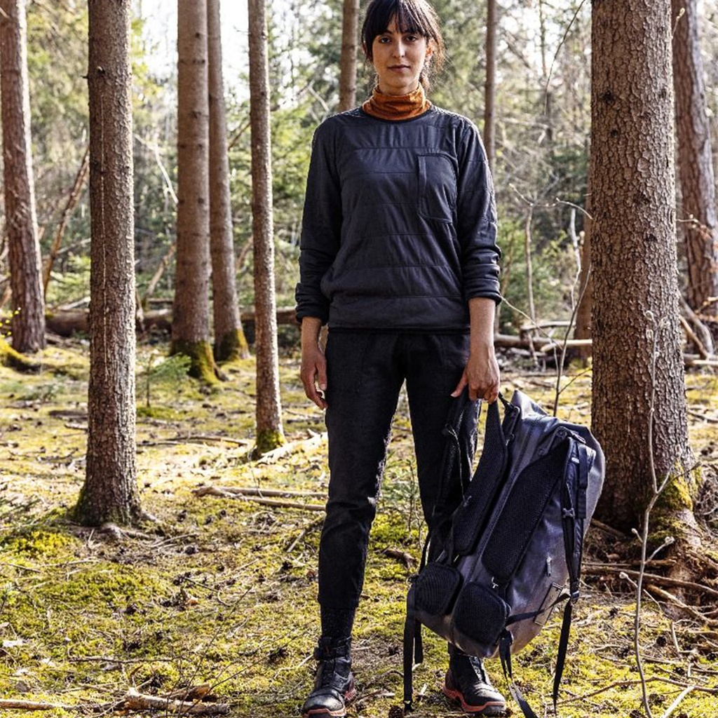 Atrack Metrosphere 34L Black / Embossed