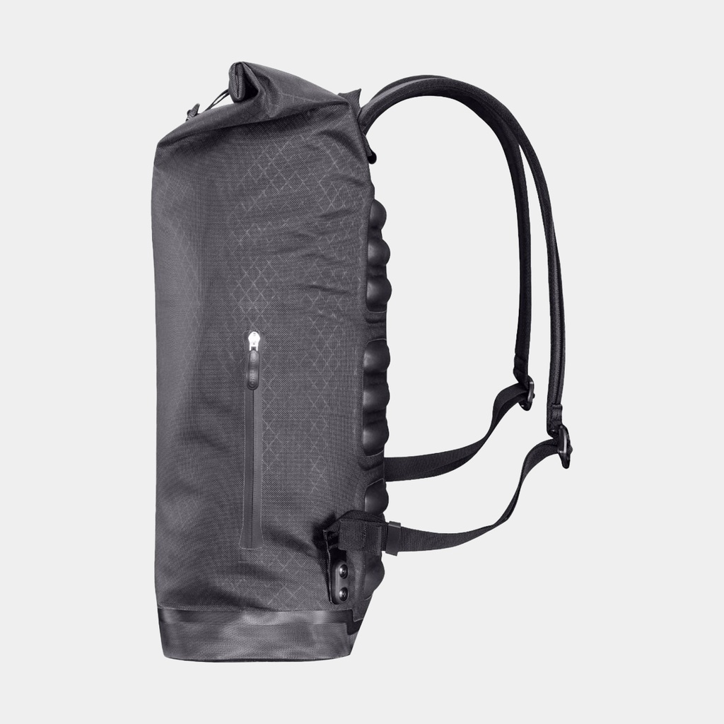 Daypack Metrosphere 21L Black / Embossed