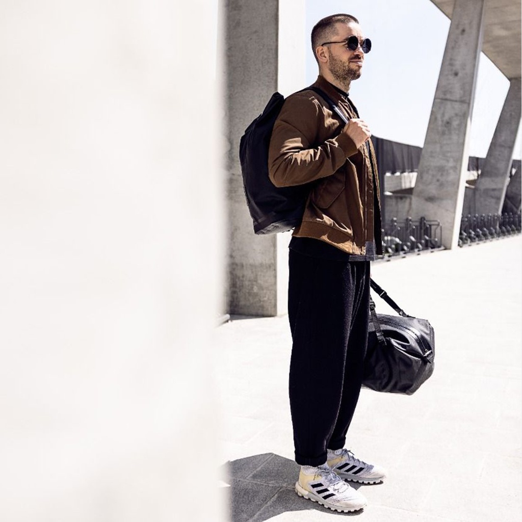 Daypack Metrosphere 21L Black / Embossed