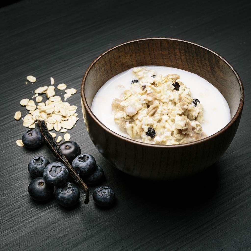 Blueberry and Vanilla Muesli (Vegetarian)