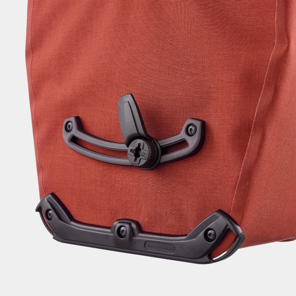 Back-Roller Plus Dark Chili