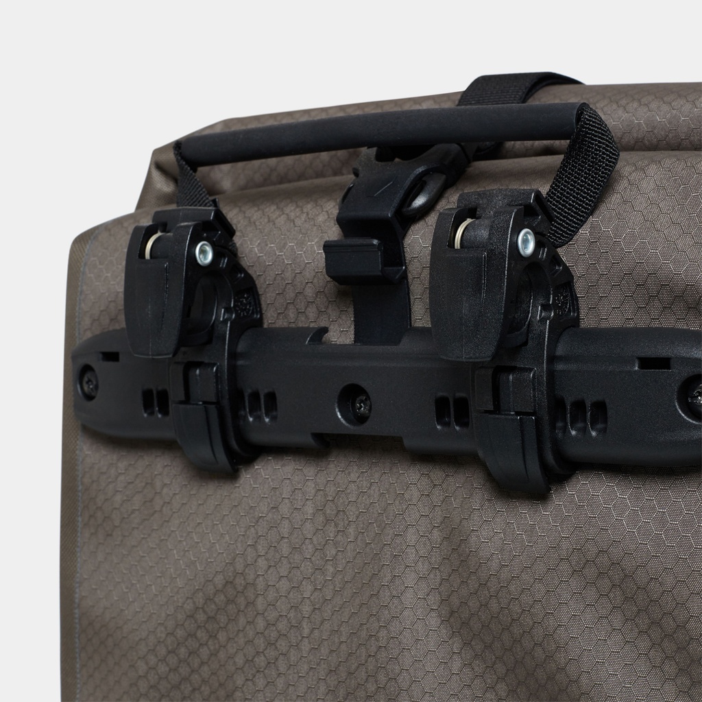 Fork Pack 4.1L Dark / Sand