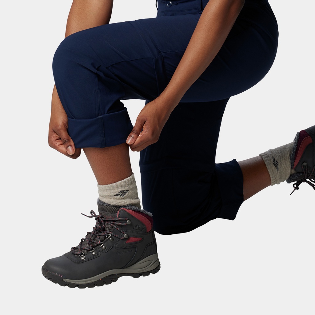 Leslie Falls Convertible Pants Women Collegiate Navy