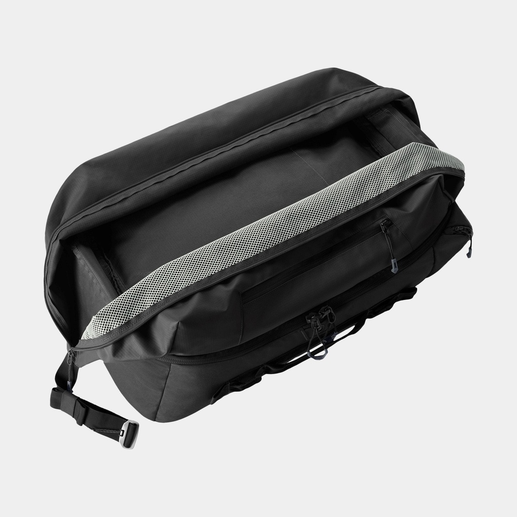 Tour Travel Pack 40L Black