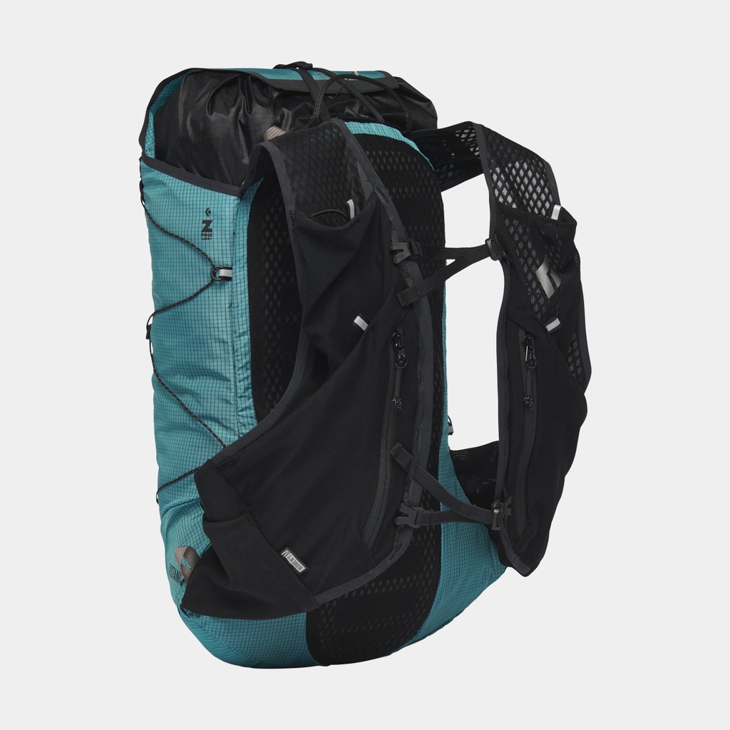 Distance 15 Backpack Black