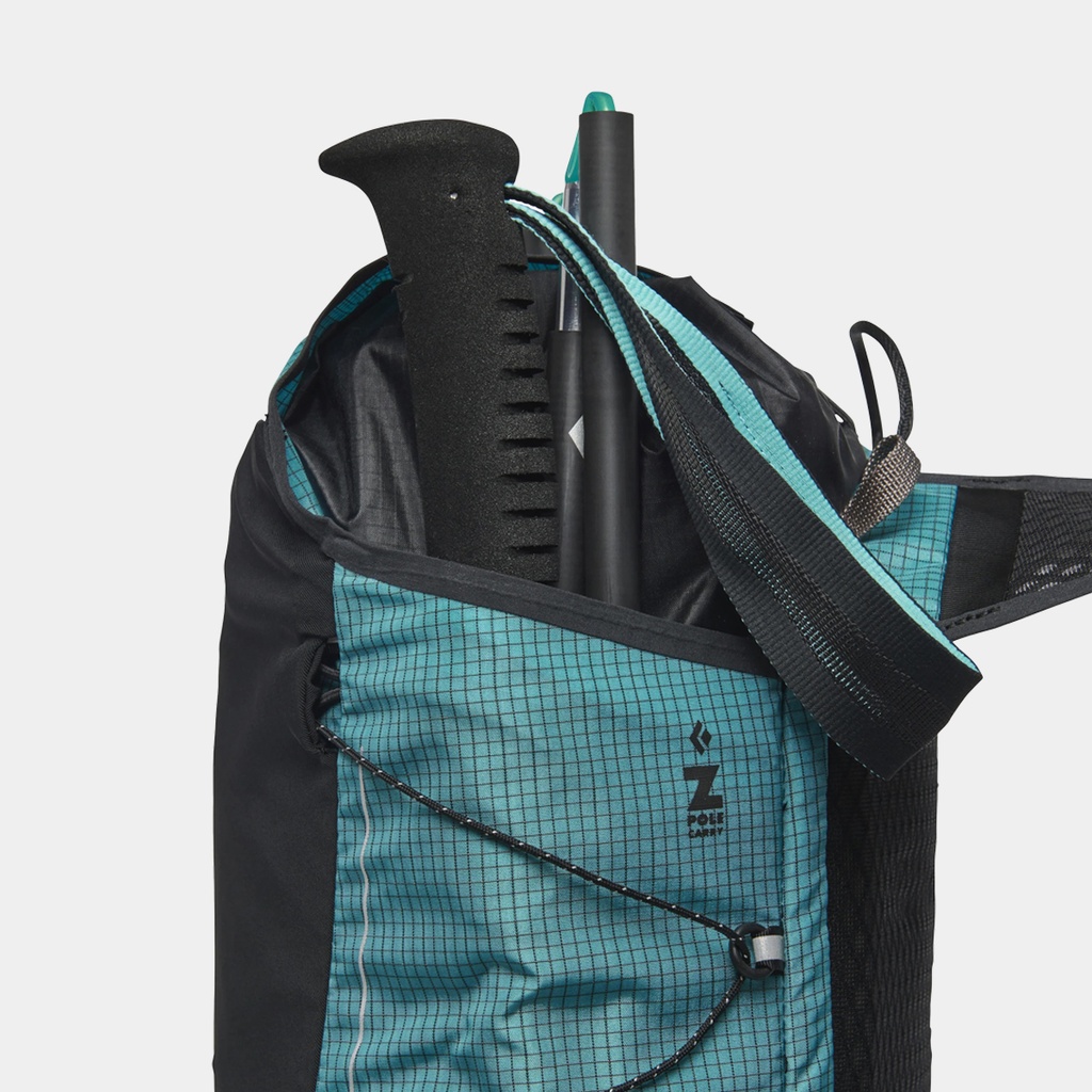 Distance 15 Backpack Black